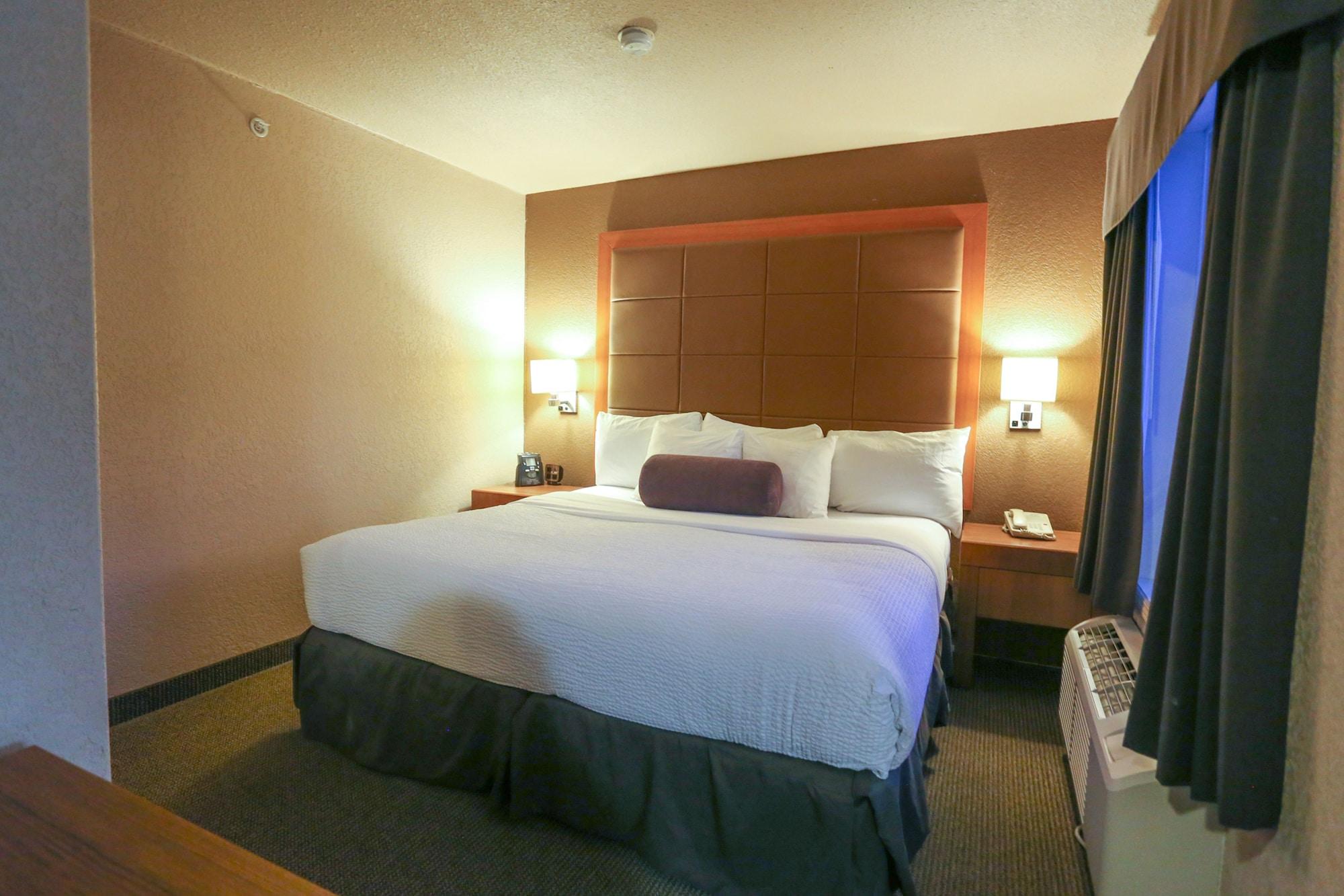 Days Inn By Wyndham Calgary Airport Εξωτερικό φωτογραφία
