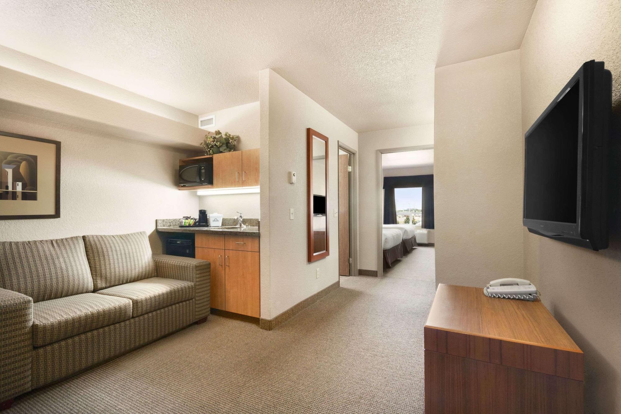 Days Inn By Wyndham Calgary Airport Εξωτερικό φωτογραφία