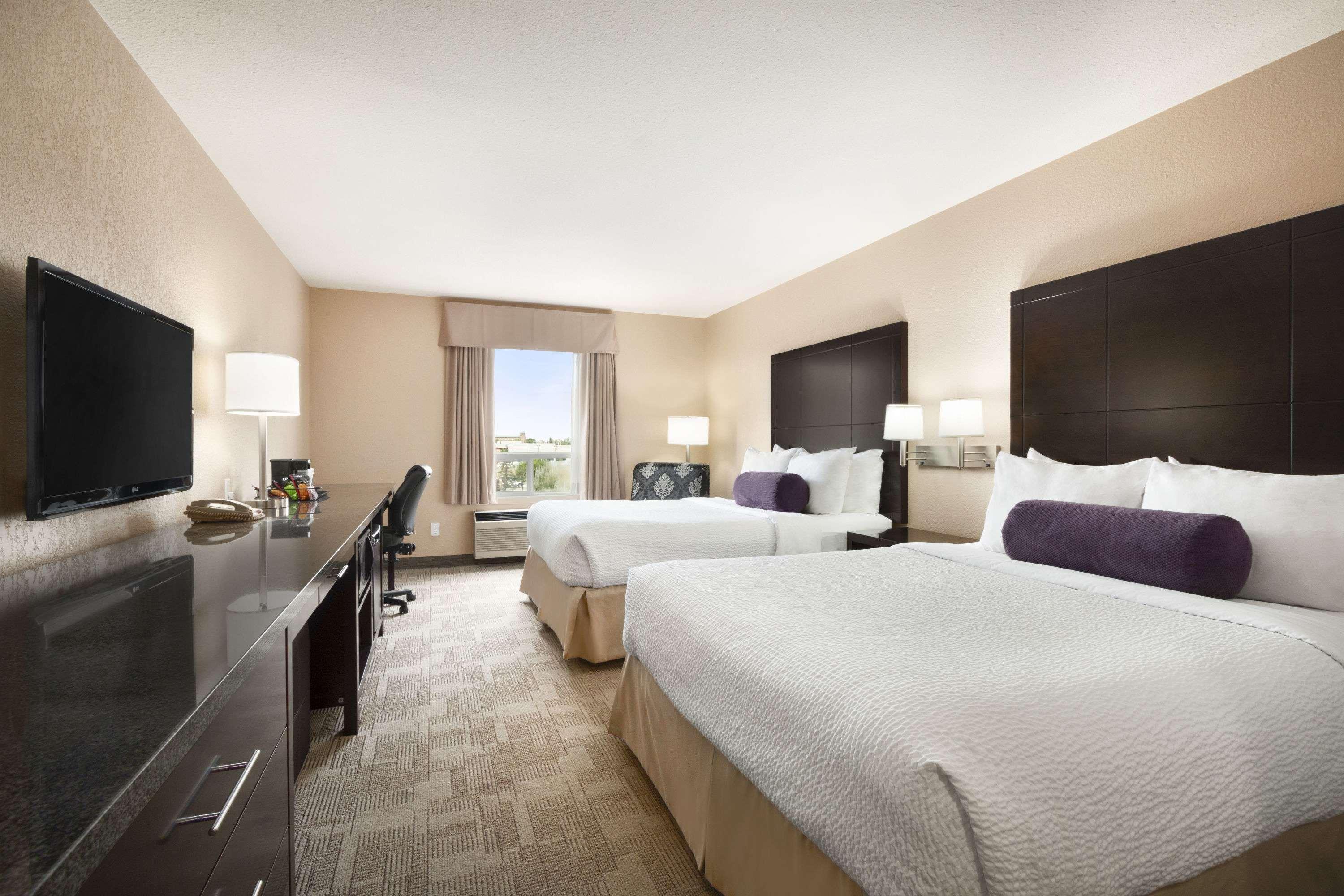 Days Inn By Wyndham Calgary Airport Εξωτερικό φωτογραφία