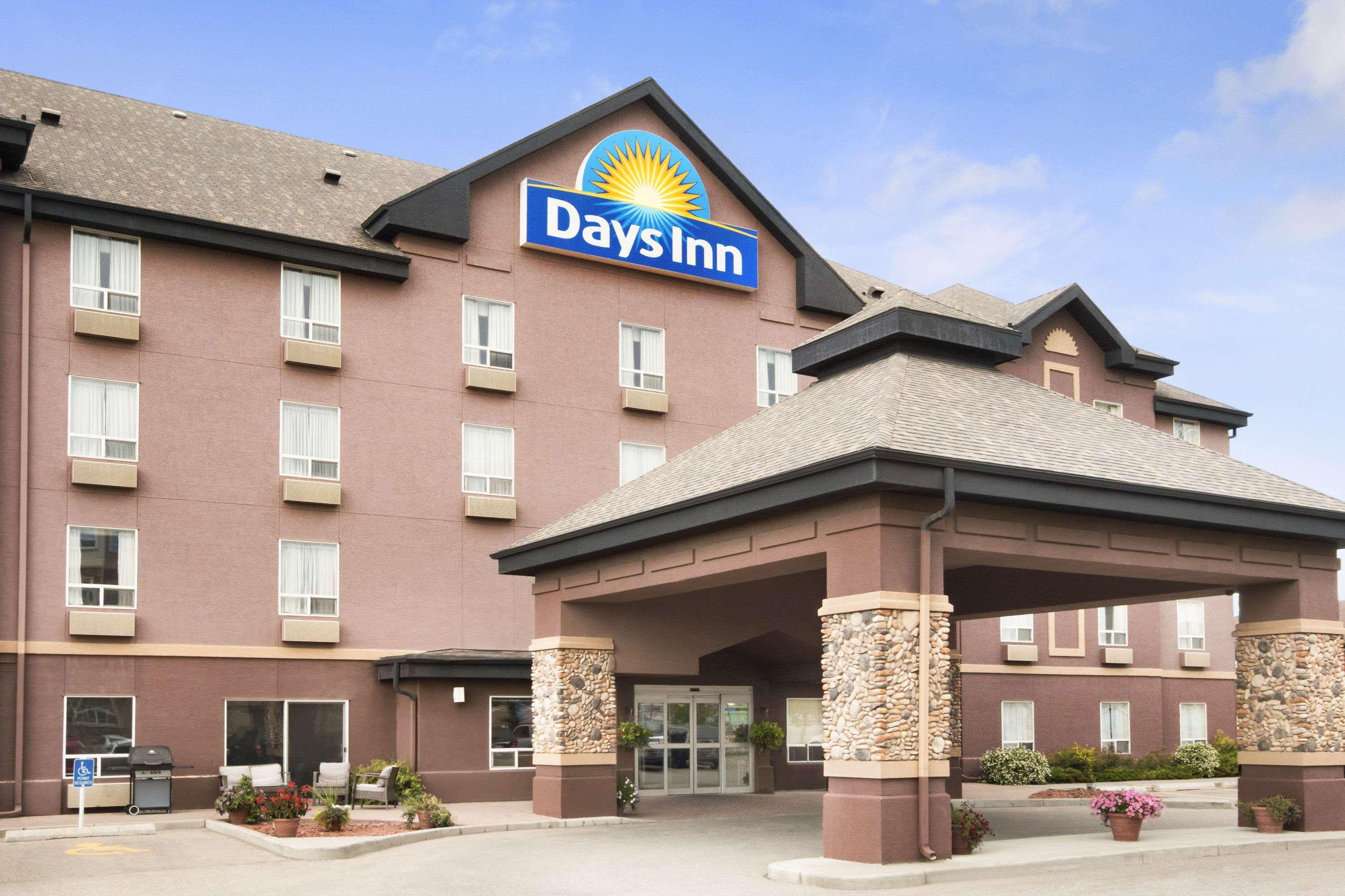 Days Inn By Wyndham Calgary Airport Εξωτερικό φωτογραφία